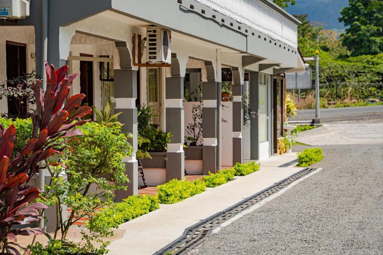 Hotel Sierra Arenal Ла Фортуна Экстерьер фото