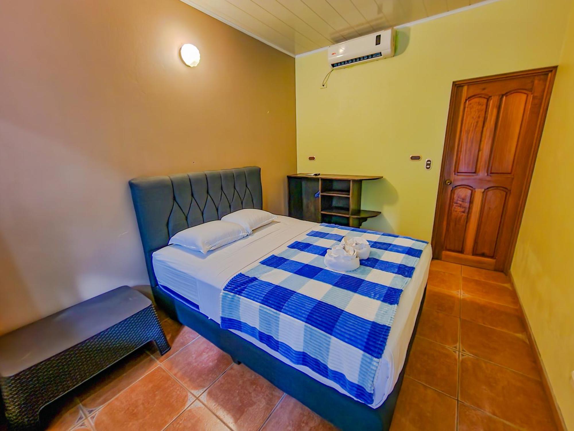 Hotel Sierra Arenal Ла Фортуна Экстерьер фото