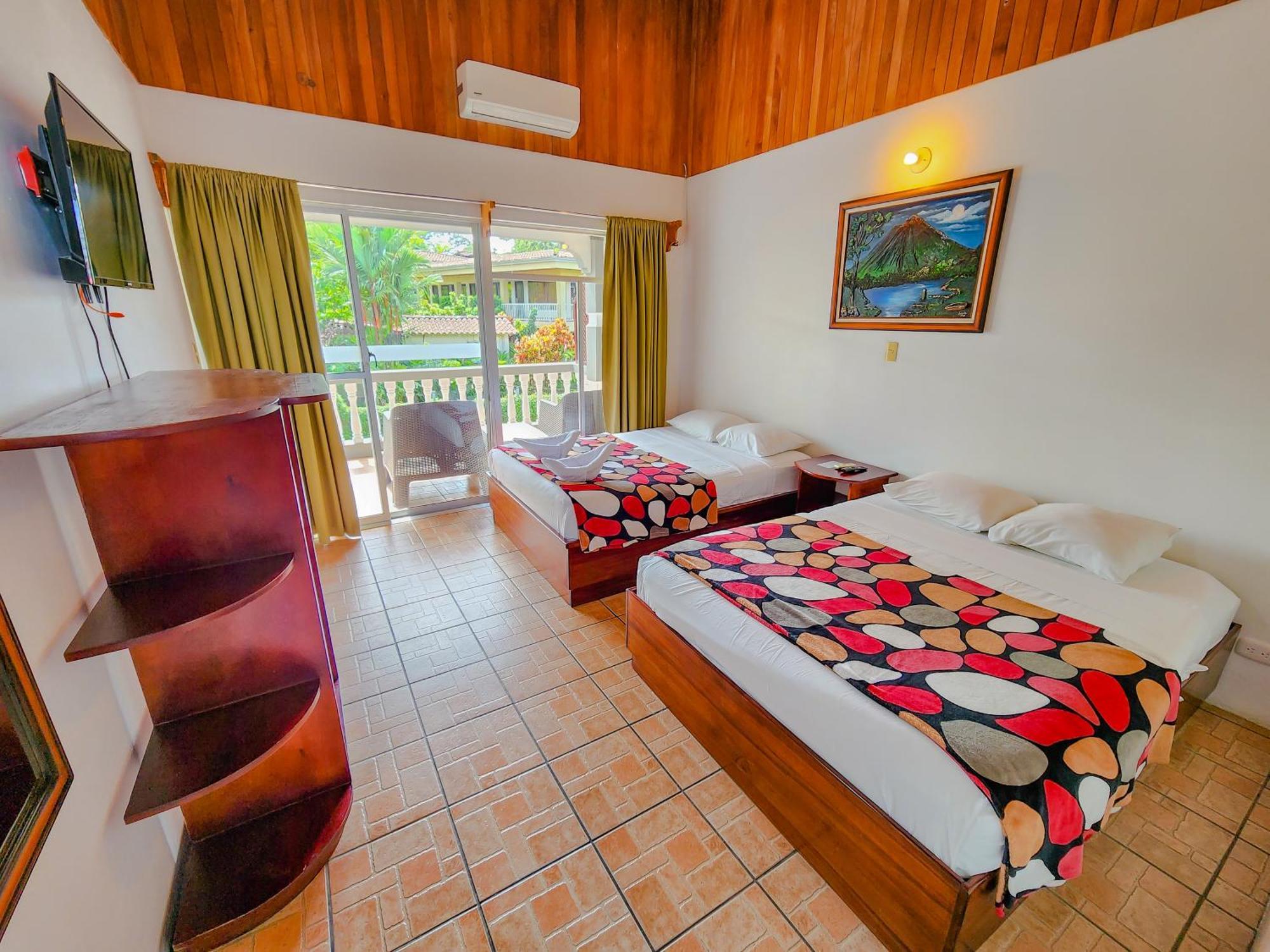 Hotel Sierra Arenal Ла Фортуна Экстерьер фото